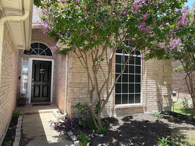 8825 Trace Ridge Parkway, Fort Worth, TX 76244