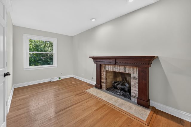 1315 Hawkins Court, St. Charles, IL 60174