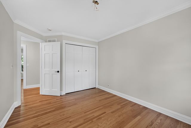 1315 Hawkins Court, St. Charles, IL 60174