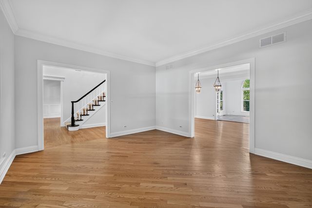 1315 Hawkins Court, St. Charles, IL 60174