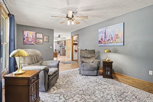 18309 Burton Court, South Bend, IN 46637