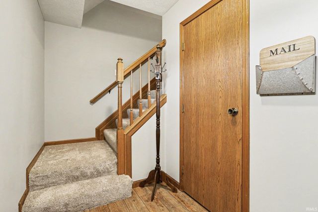 18309 Burton Court, South Bend, IN 46637