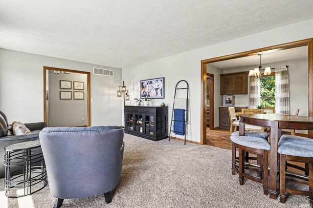 18309 Burton Court, South Bend, IN 46637
