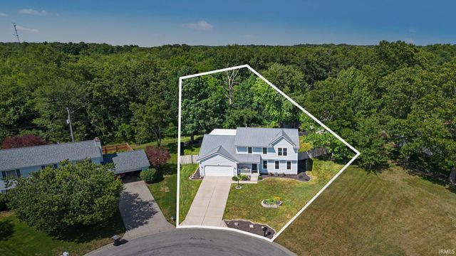18309 Burton Court, South Bend, IN 46637