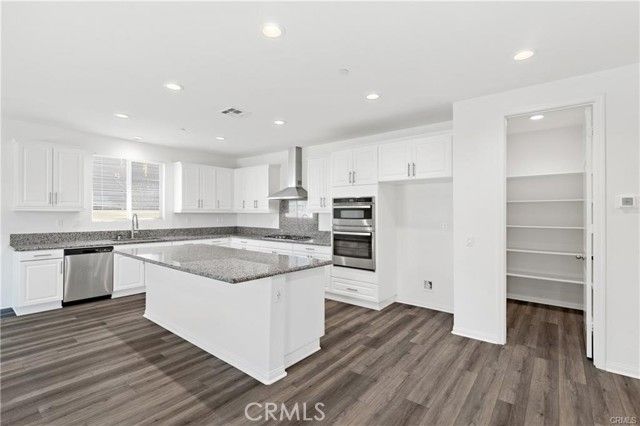 2112 Saratoga Drive, Wildomar, CA 92595