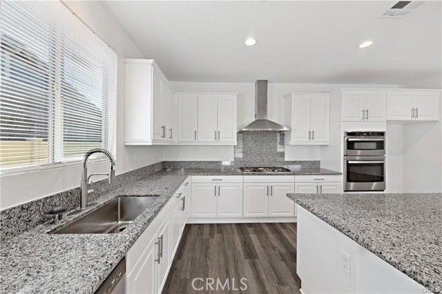 2112 Saratoga Drive, Wildomar, CA 92595