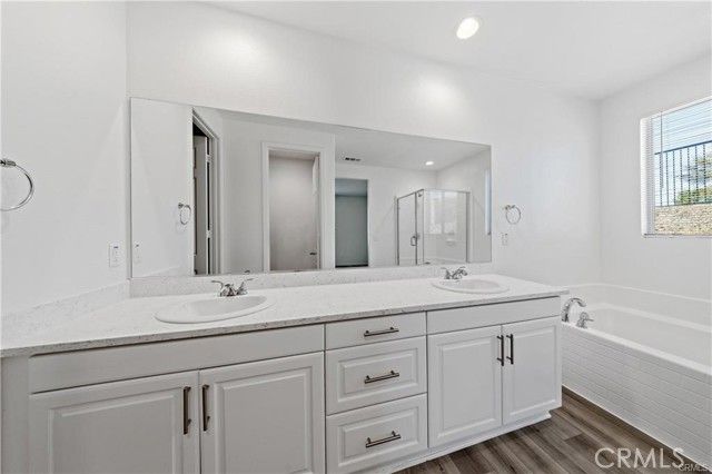 2112 Saratoga Drive, Wildomar, CA 92595