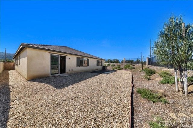 2112 Saratoga Drive, Wildomar, CA 92595