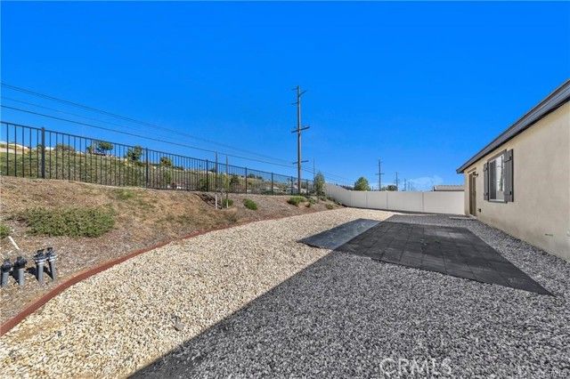 2112 Saratoga Drive, Wildomar, CA 92595