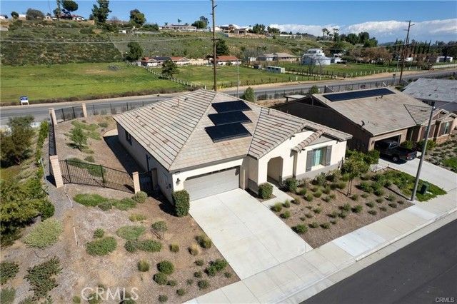 2112 Saratoga Drive, Wildomar, CA 92595