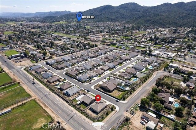 2112 Saratoga Drive, Wildomar, CA 92595