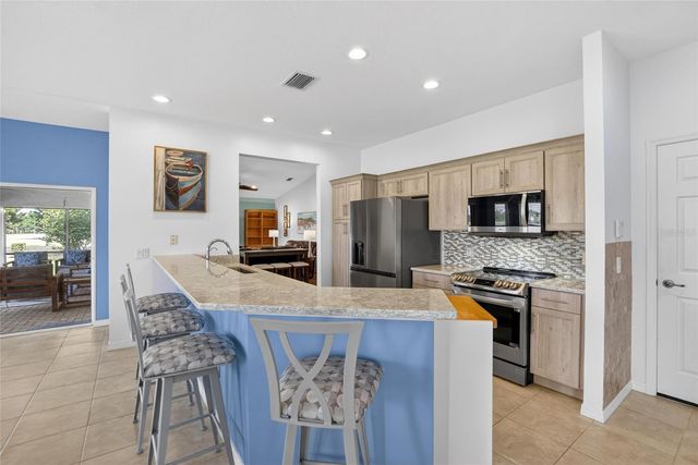 4152 DUNMORE DRIVE, Lake Wales, FL 33859