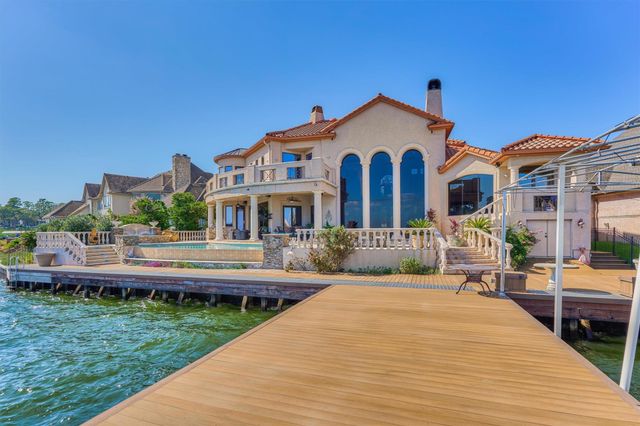 457 Edgewood Drive, Montgomery, TX 77356