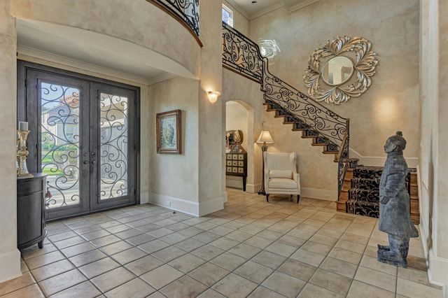 457 Edgewood Drive, Montgomery, TX 77356