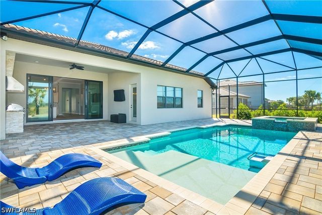 19752 Beechcrest PL, Estero, FL 33928