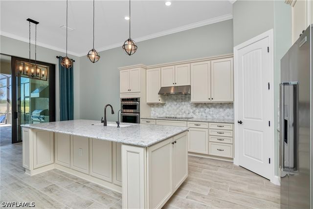 19752 Beechcrest PL, Estero, FL 33928