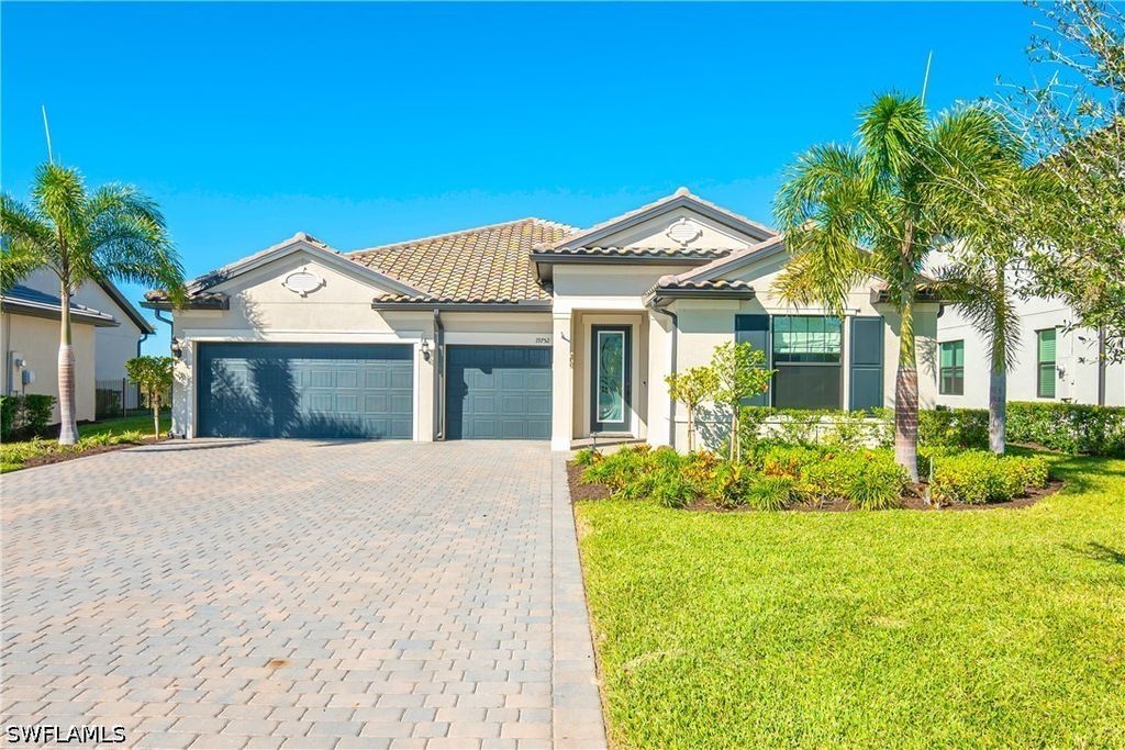 19752 Beechcrest PL, Estero, FL 33928