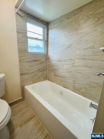 3 Woodside Avenue, Little Falls, NJ 07424