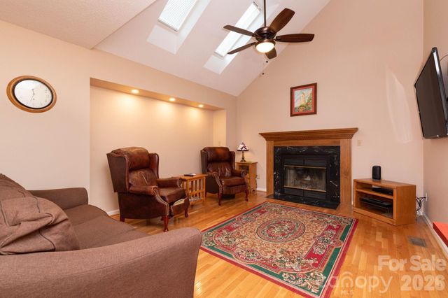 2 Strathmore Drive, Arden, NC 28704