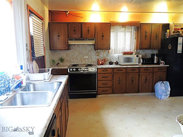 2211 Walnut Street, Butte, MT 59701