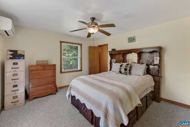 256 WAGNER PL, Palmyra, VA 22963