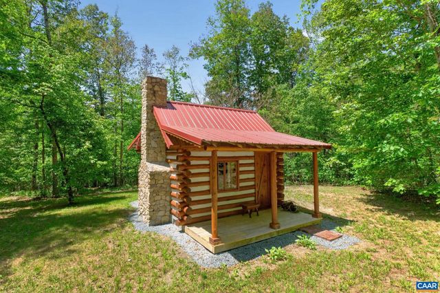 256 WAGNER PL, Palmyra, VA 22963