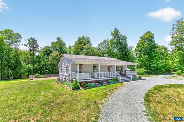 256 WAGNER PL, Palmyra, VA 22963
