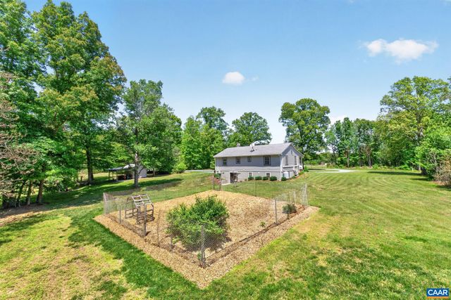 256 WAGNER PL, Palmyra, VA 22963
