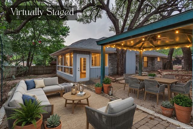 2914 HUNTERS STREAM ST, San Antonio, TX 78230
