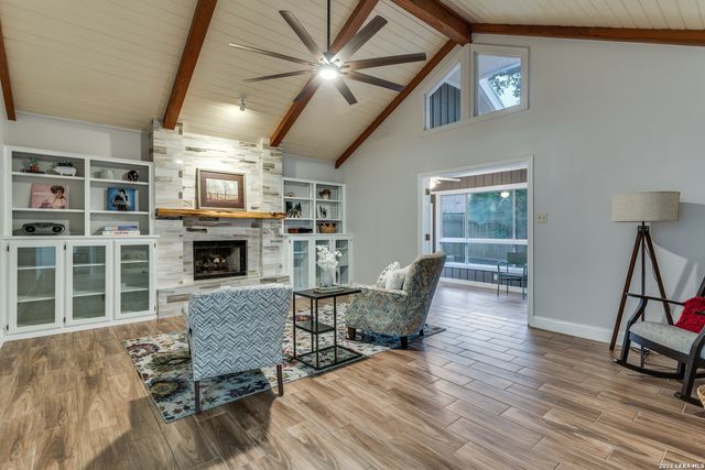 2914 HUNTERS STREAM ST, San Antonio, TX 78230
