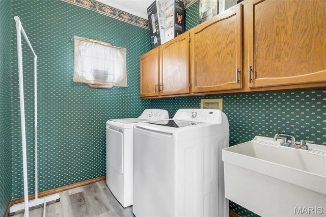 3957 Secretariat Drive, Florissant, MO 63034