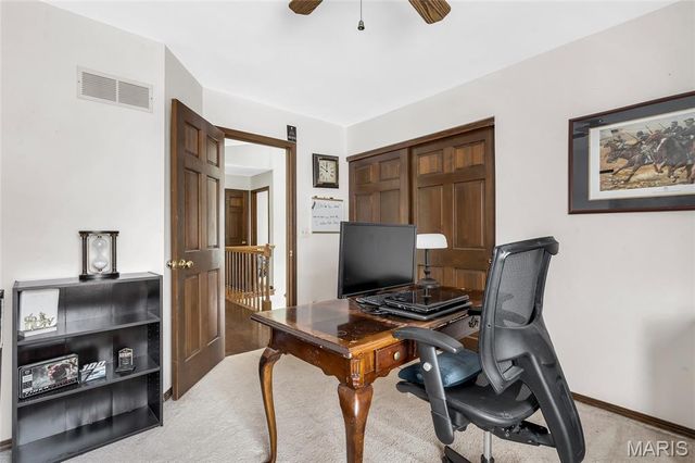 3957 Secretariat Drive, Florissant, MO 63034