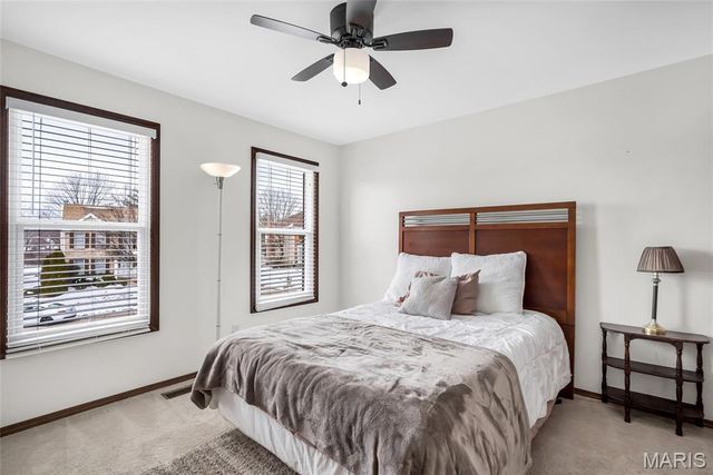 3957 Secretariat Drive, Florissant, MO 63034