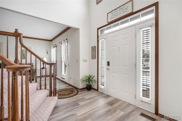 3957 Secretariat Drive, Florissant, MO 63034