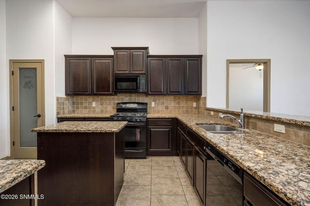 4609 Rimrock Court, Las Cruces, NM 88012