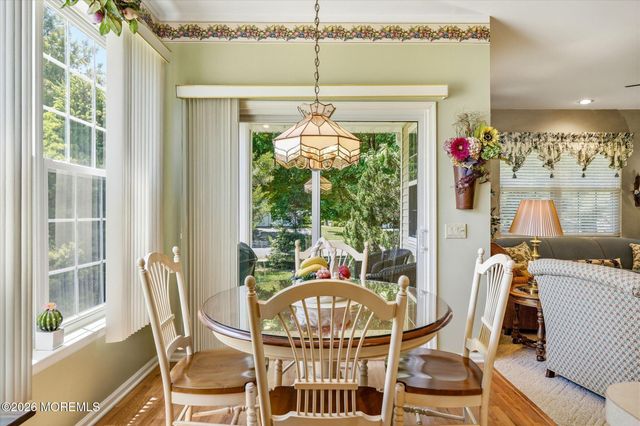 15 Breeze Terrace, Barnegat, NJ 08005