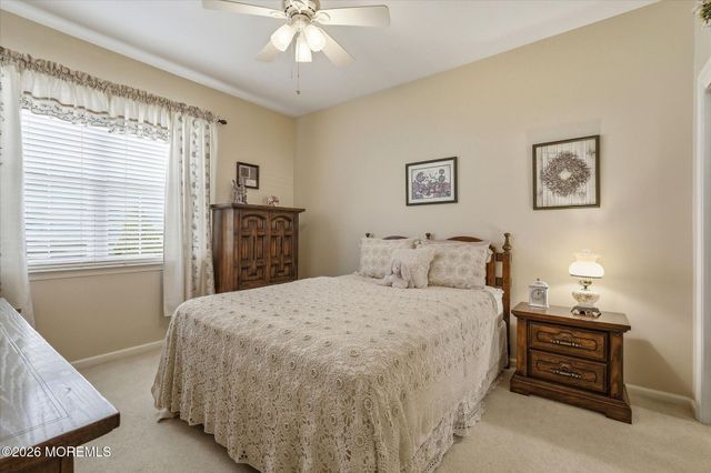 15 Breeze Terrace, Barnegat, NJ 08005