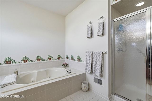 15 Breeze Terrace, Barnegat, NJ 08005