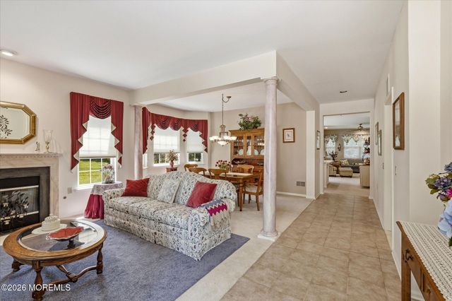 15 Breeze Terrace, Barnegat, NJ 08005
