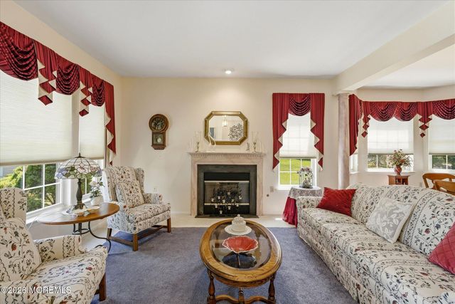 15 Breeze Terrace, Barnegat, NJ 08005