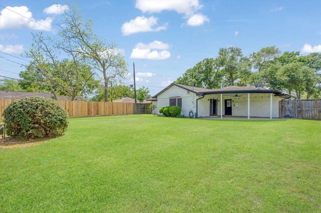 2003 Sieber Drive, Houston, TX 77017