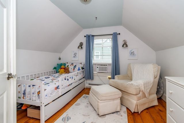 62 Washington Ave, Natick, MA 01760