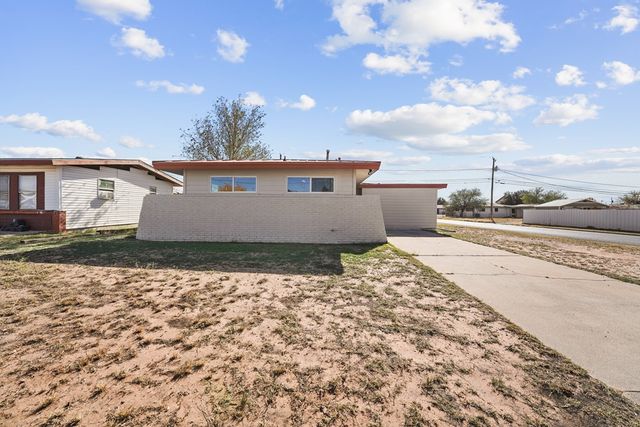 1500 Castle Rd, Odessa, TX 79762
