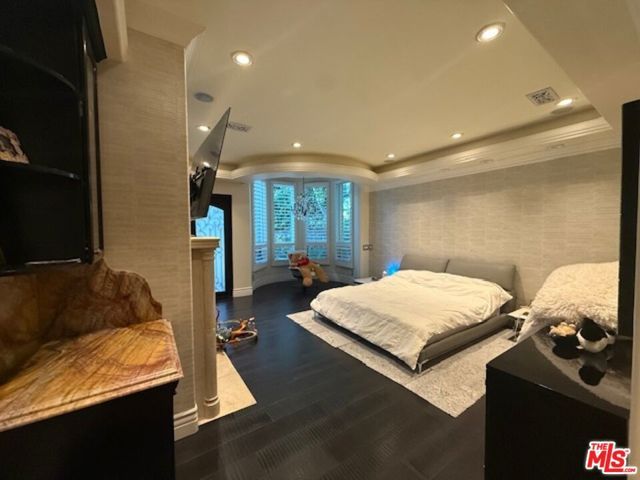 4555 Winnetka Avenue, Woodland Hills (los Angeles), CA 91364