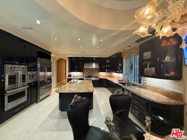 4555 Winnetka Avenue, Woodland Hills (los Angeles), CA 91364