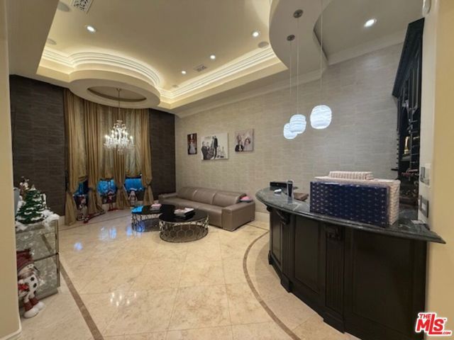 4555 Winnetka Avenue, Woodland Hills (los Angeles), CA 91364