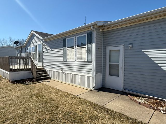 5683 Rockport Road, Loves Park, IL 61111