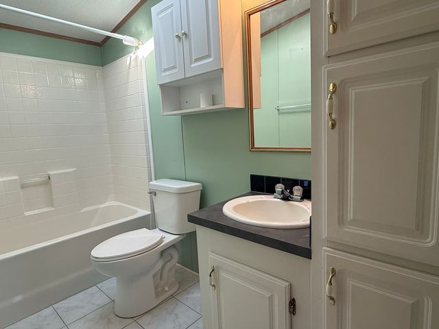 5683 Rockport Road, Loves Park, IL 61111