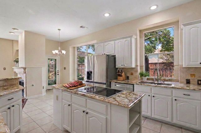 525 Blackfield Drive, Coppell, TX 75019