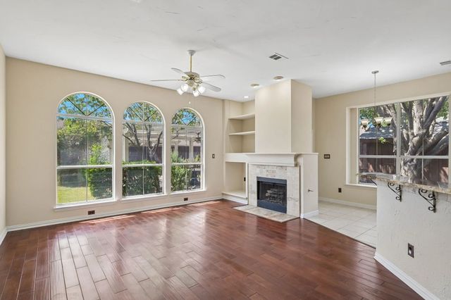 525 Blackfield Drive, Coppell, TX 75019